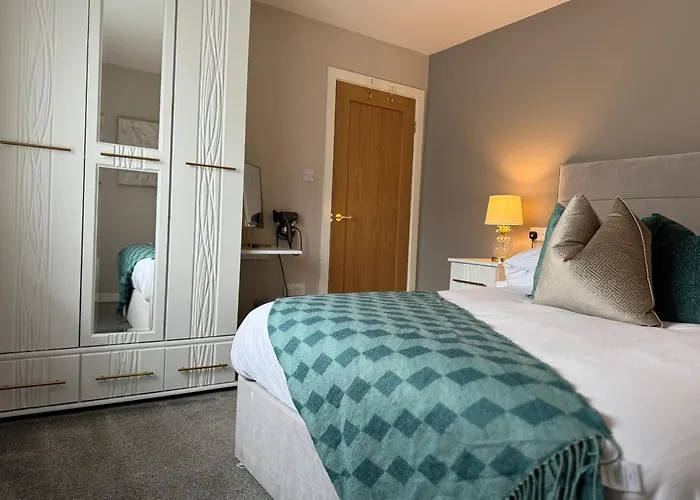 Beach View Apartment With Balcony And Sea View - Pet Friendly