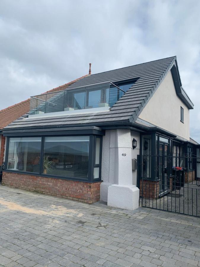 View With Balcony And Sea View - Pet Friendly *