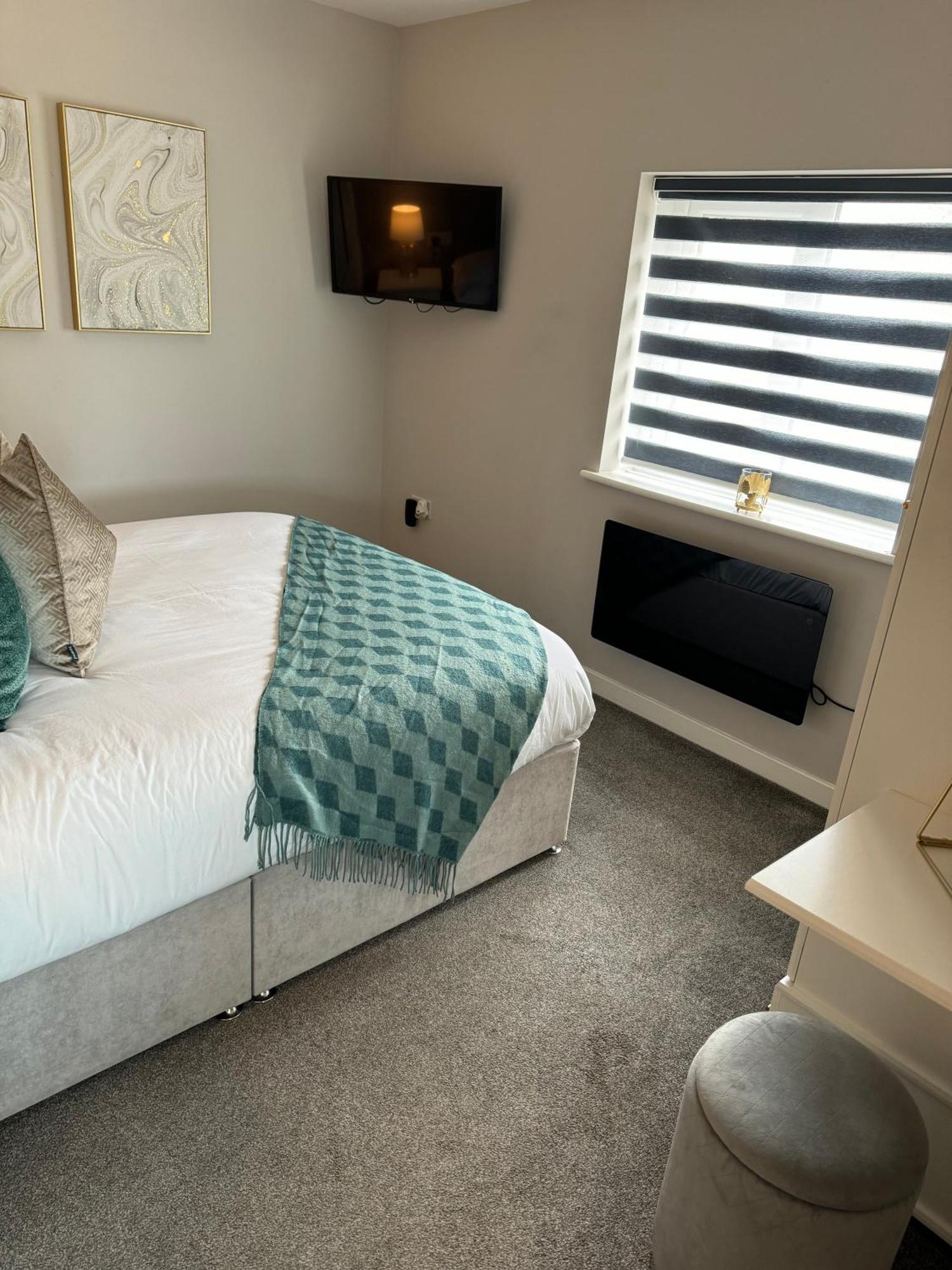 Apartment View With Balcony And Sea View - Pet Friendly